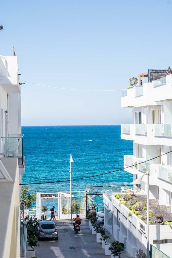 Studio Side Sea View