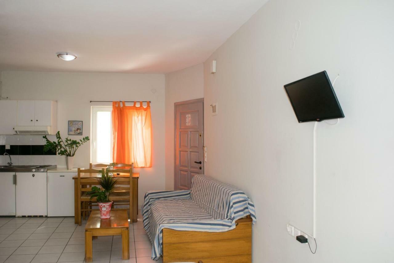 Family Apartment Side Sea View
