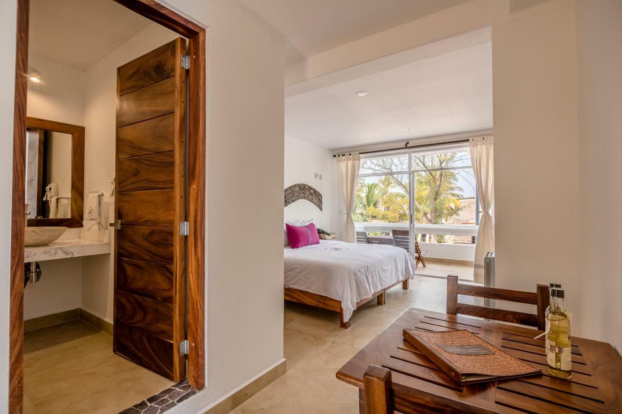 Deluxe Double Room Side Sea View