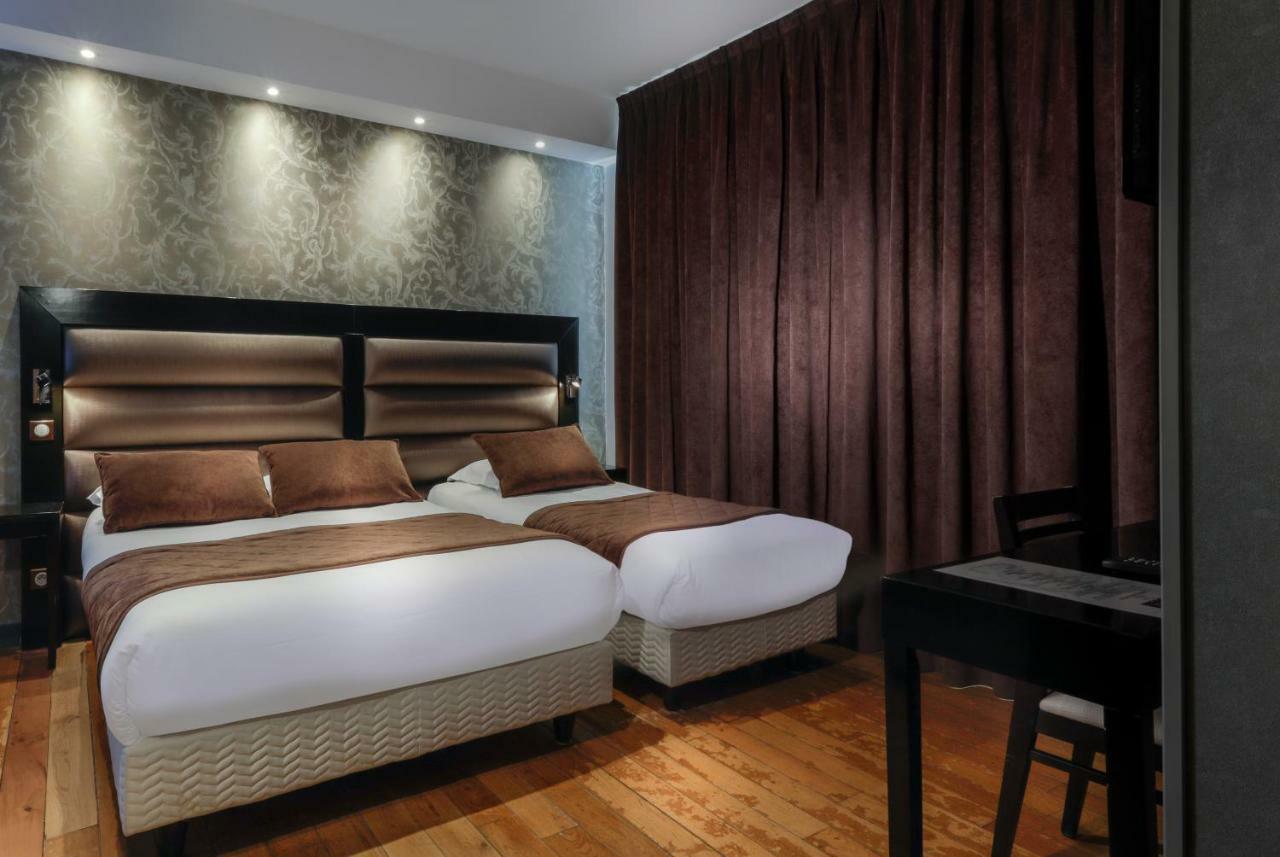 Superior Triple Room