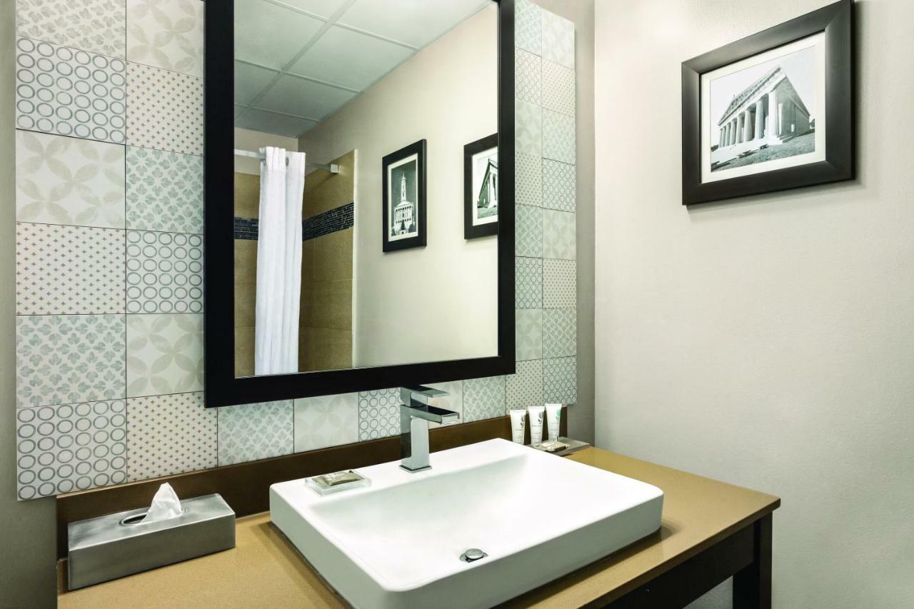 King Room,806085390:JPEG