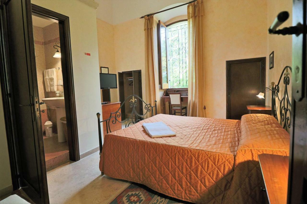 Deluxe Double Room Garden View