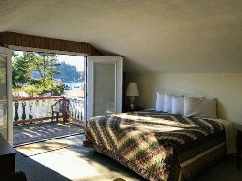 Suite Two King Beds Balcony
