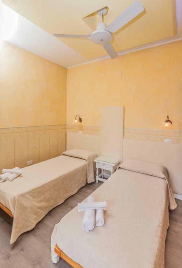 Single Room Shower