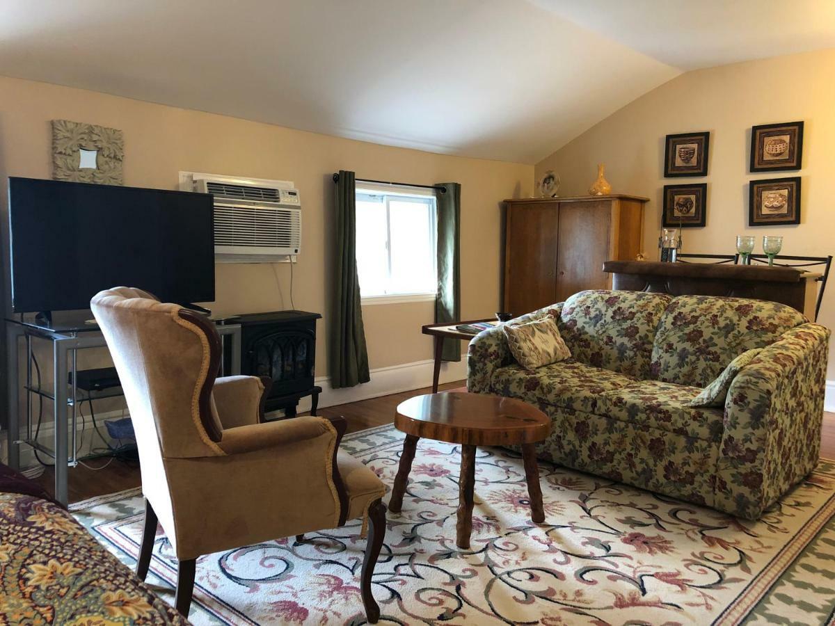 Superior Queen Suite