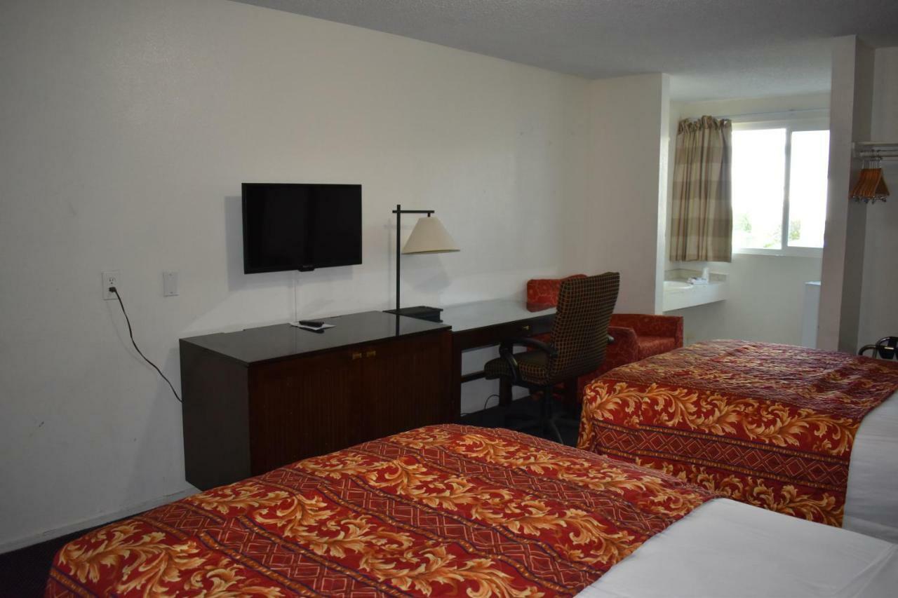 Deluxe Double Room Bath