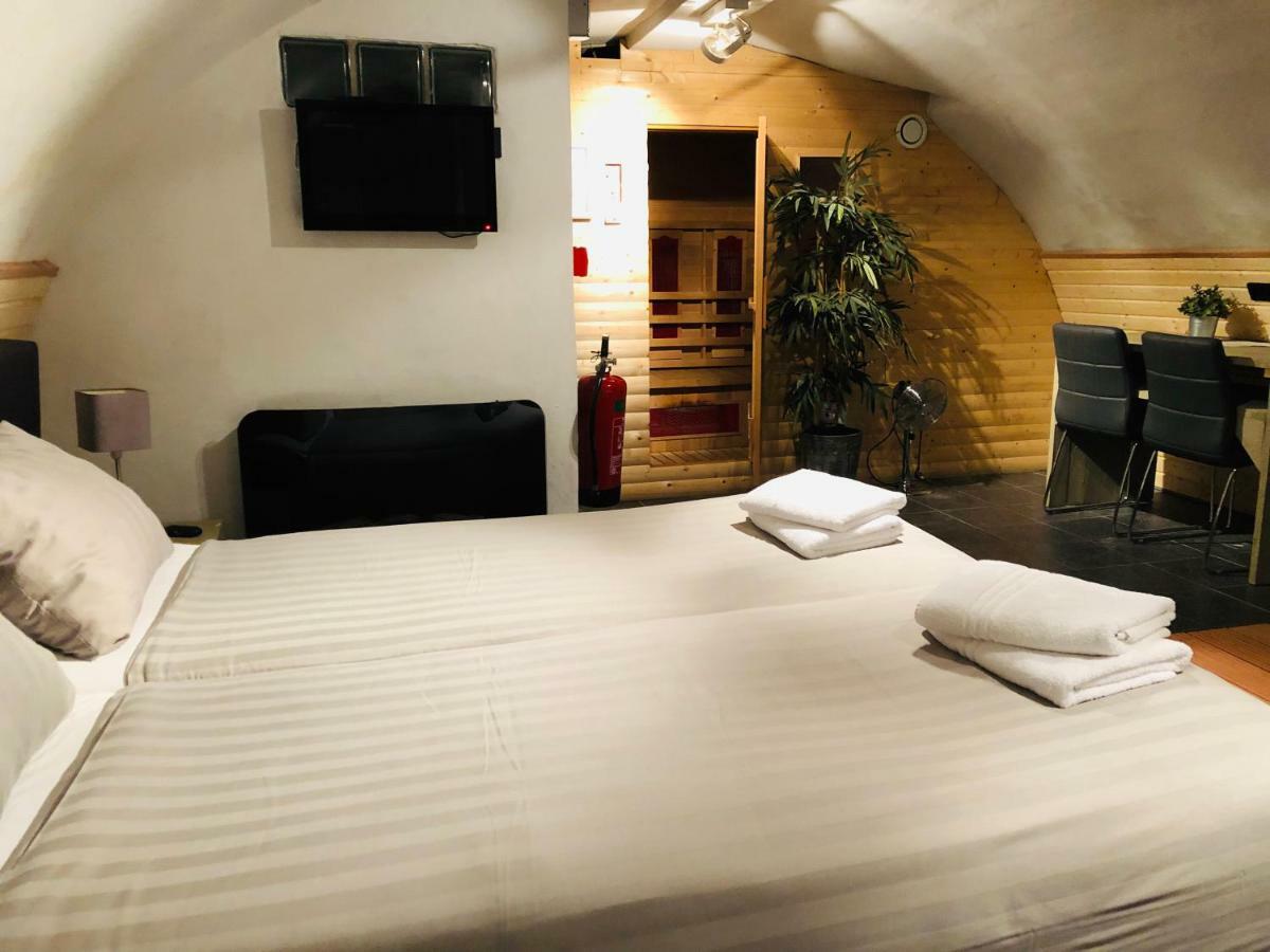 Basement Room Sauna
