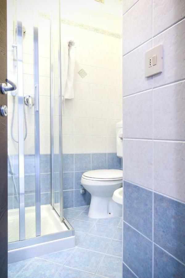 Small Single Room