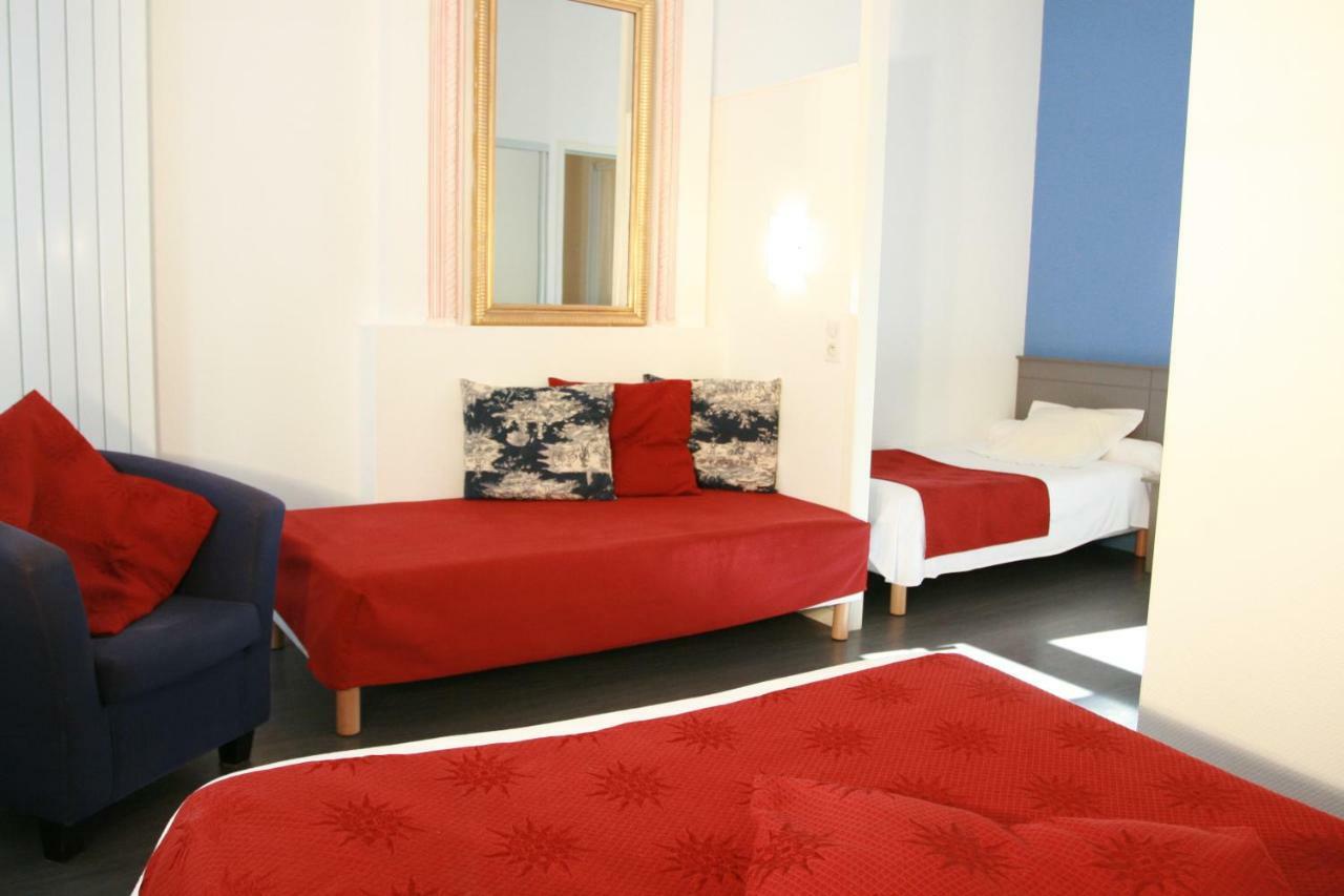 Quadruple Room,1251475249:JPEG