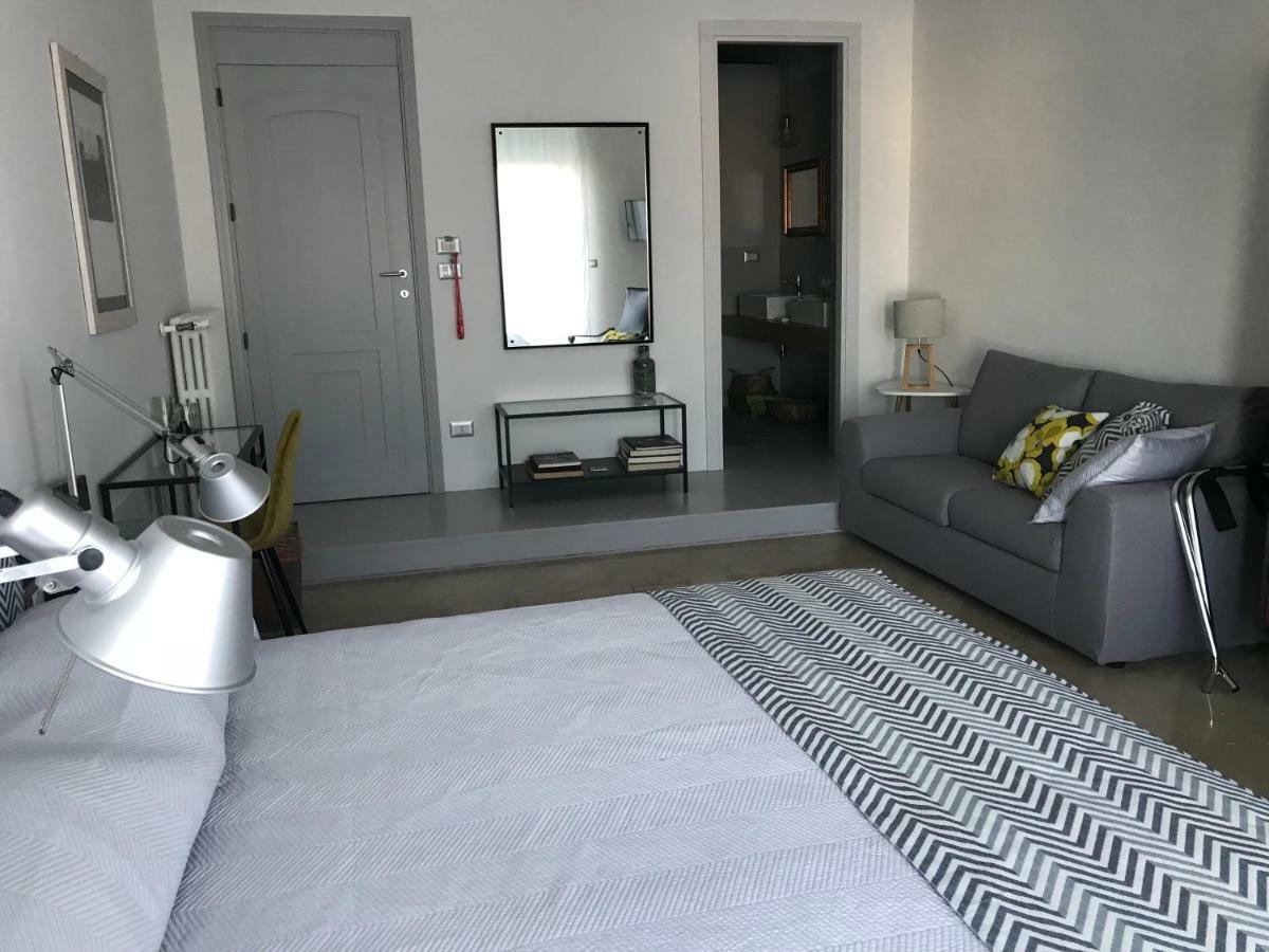 Triple Room Bathroom