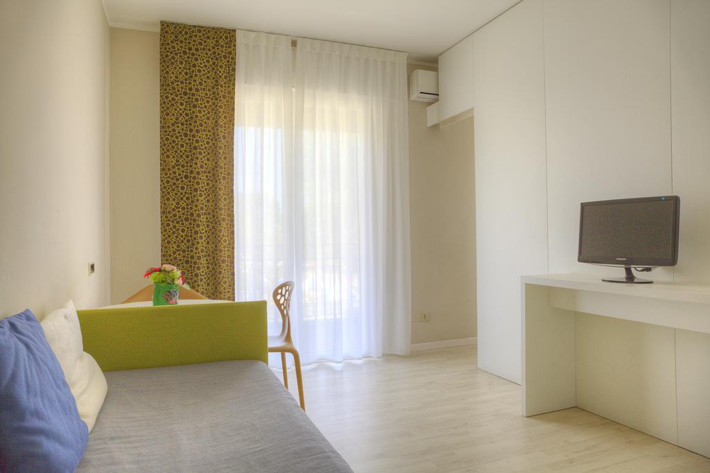 Superior Quadruple Room,705787765:JPEG