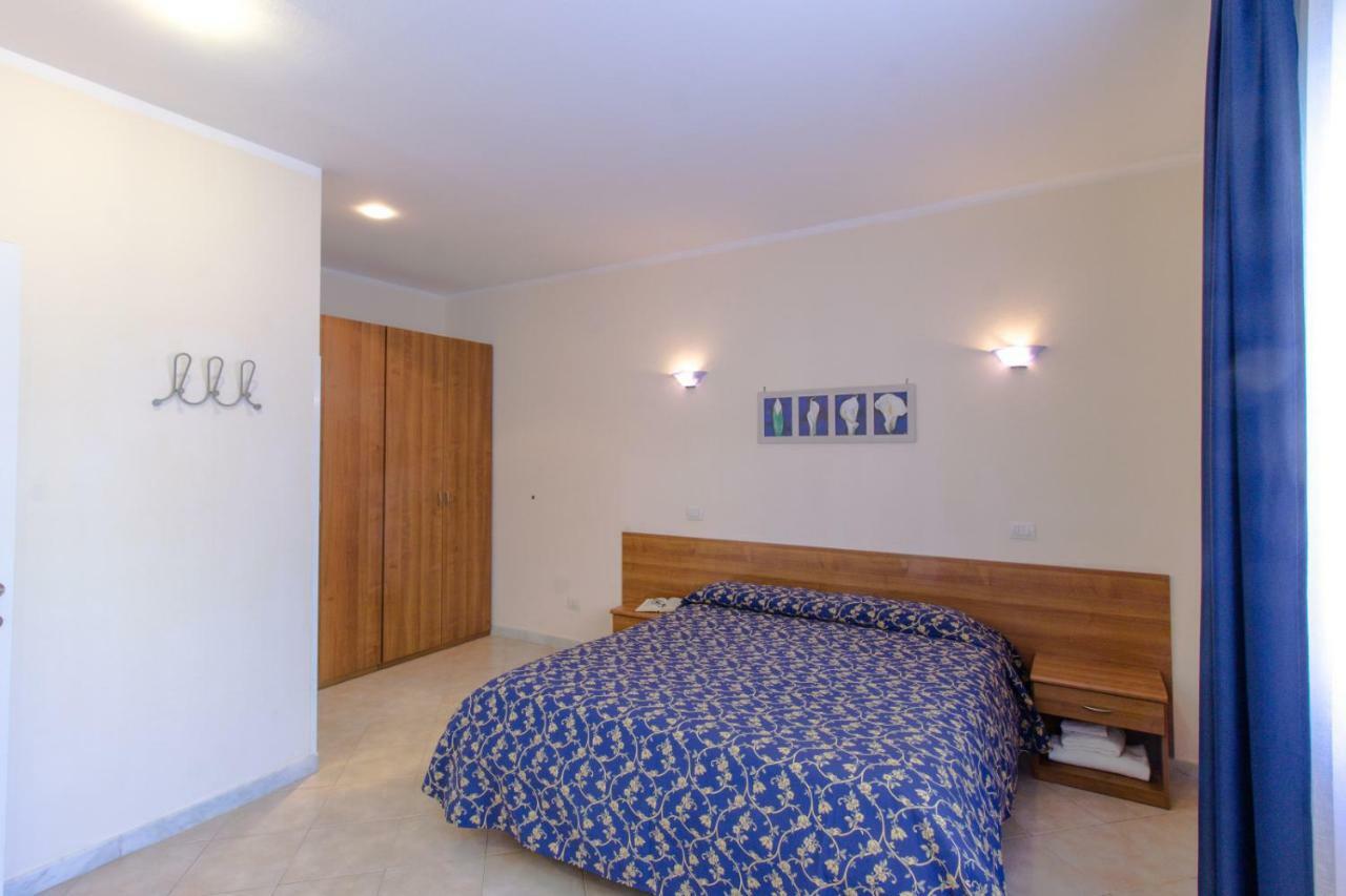 Family One-Bedroom Apartment
