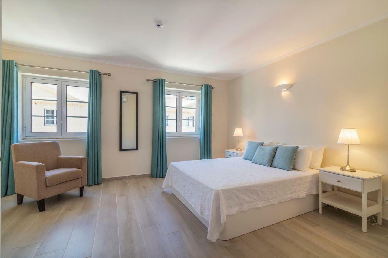 Five-Bedroom Apartment
