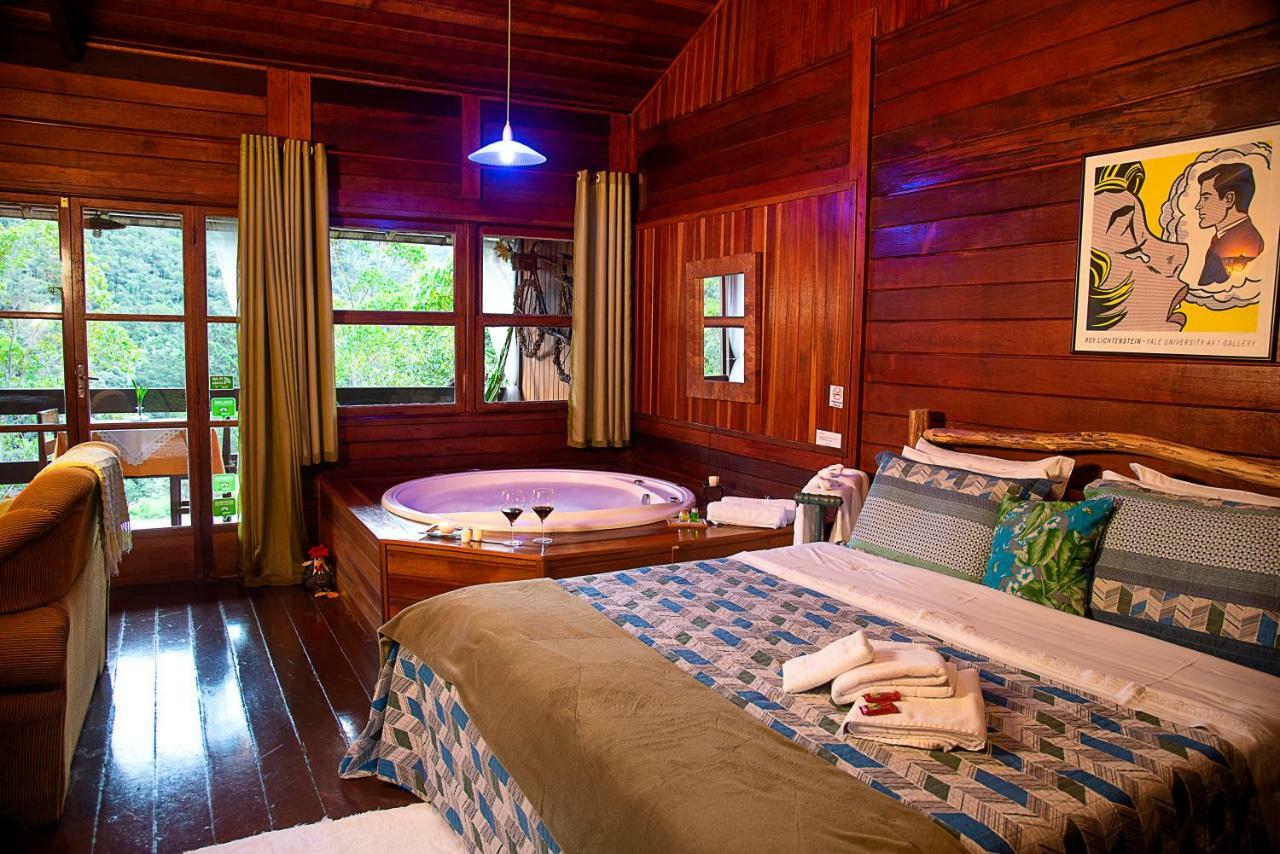 King Suite Spa Bath