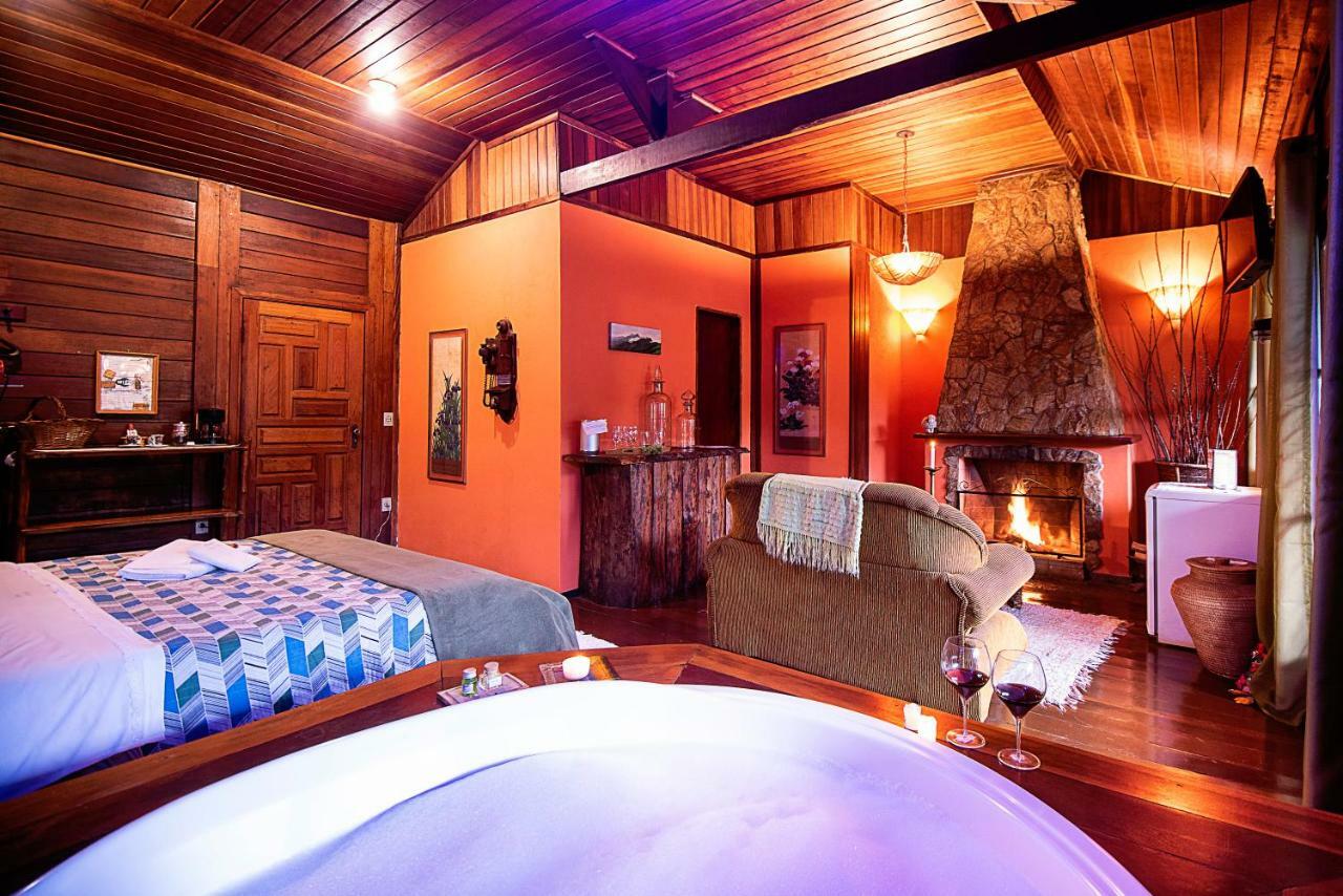 King Suite Spa Bath