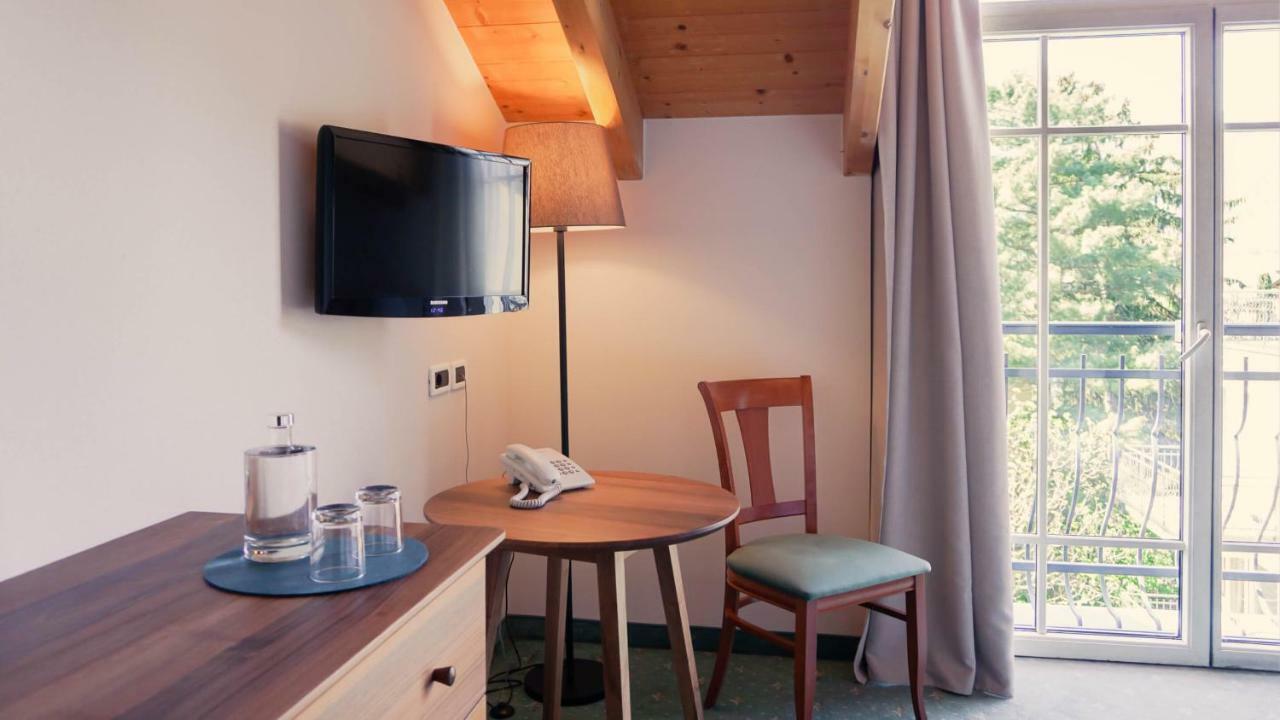 Standard Double Room Vista