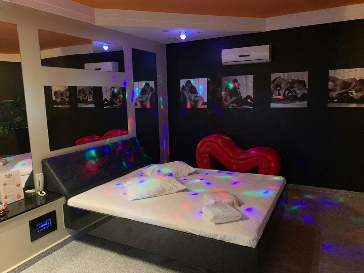 Deluxe Double Studio