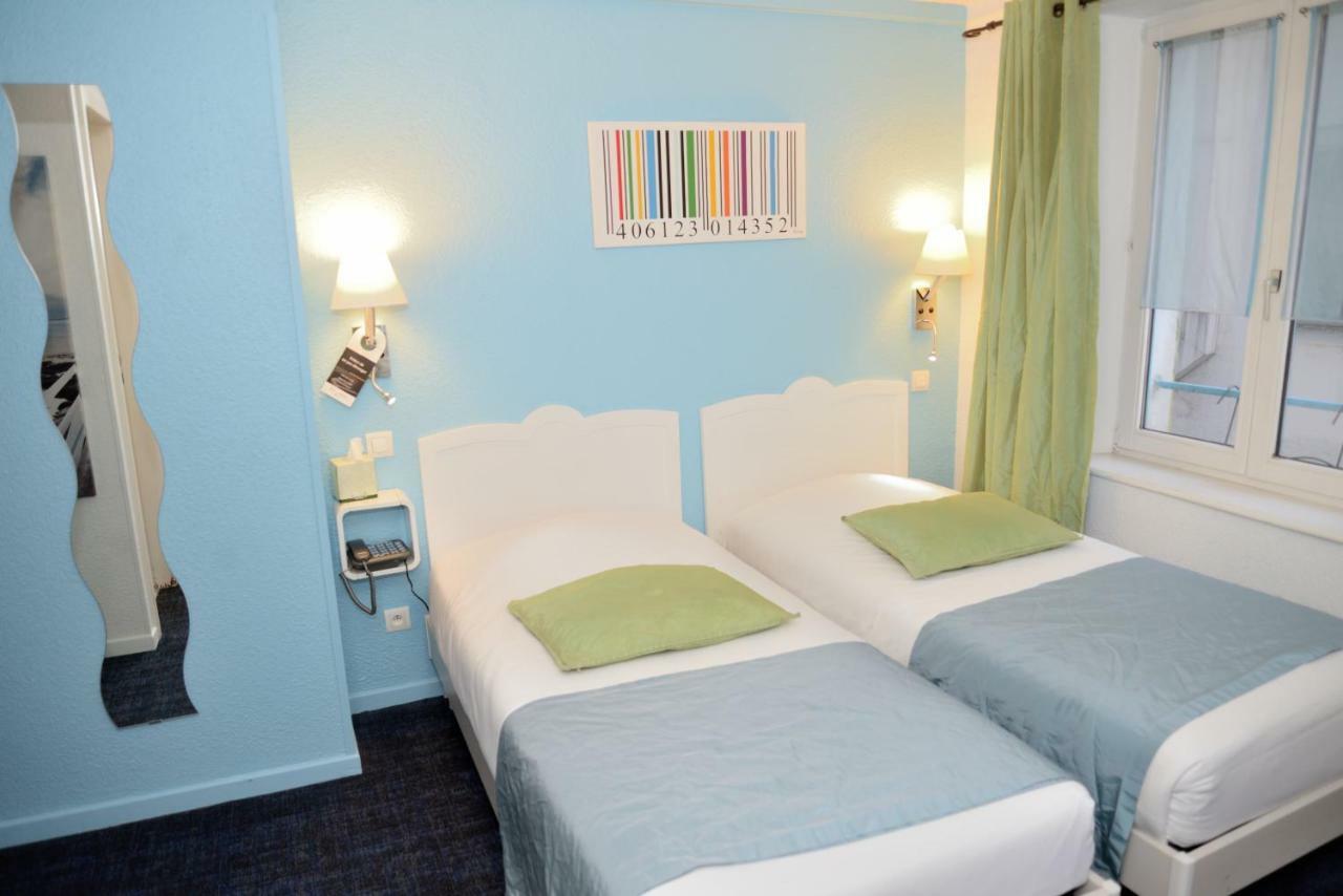 Twin Room,813342378:JPEG
