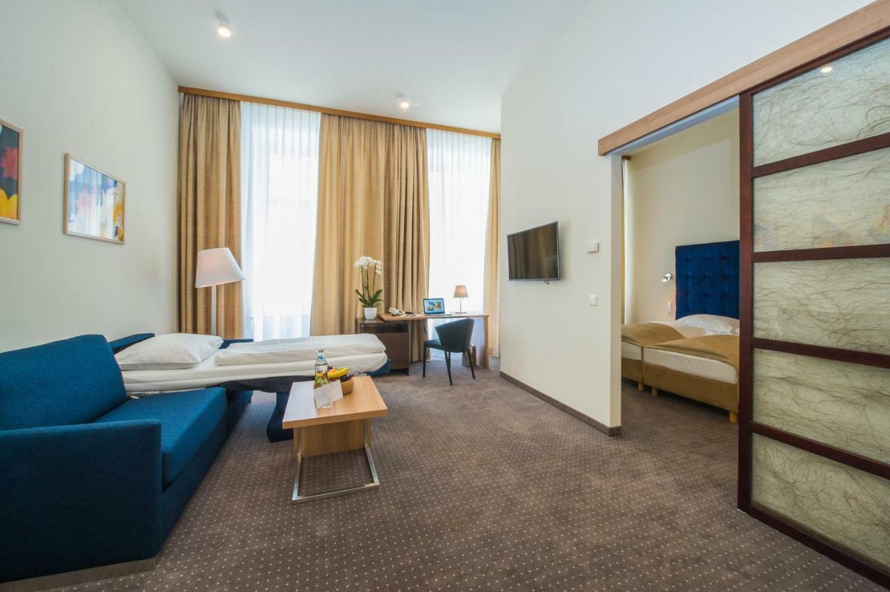 Prestige Suite