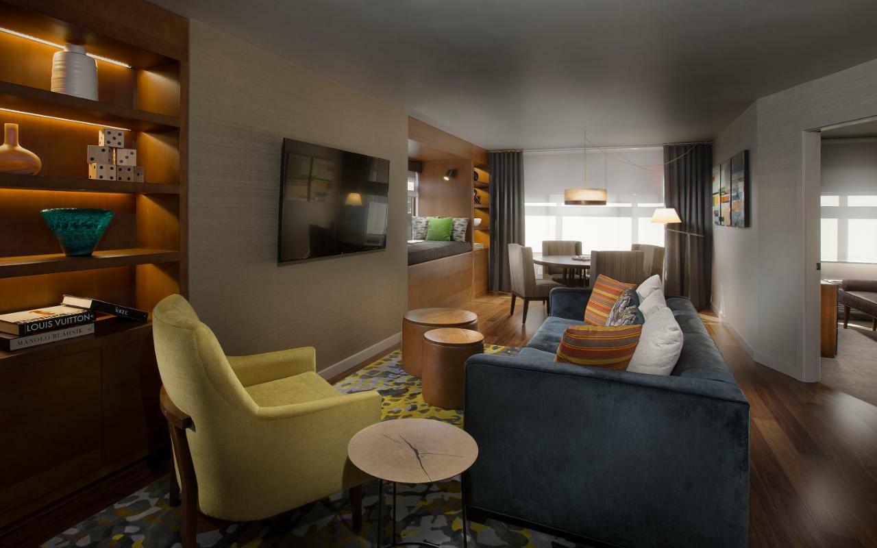 Cosmopolitan One-Bedroom Suite,813435075:JPEG
