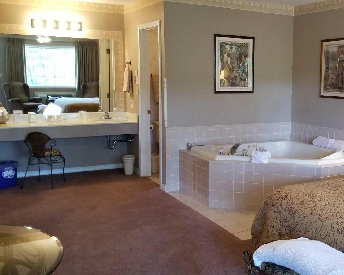 Jasmine Suite