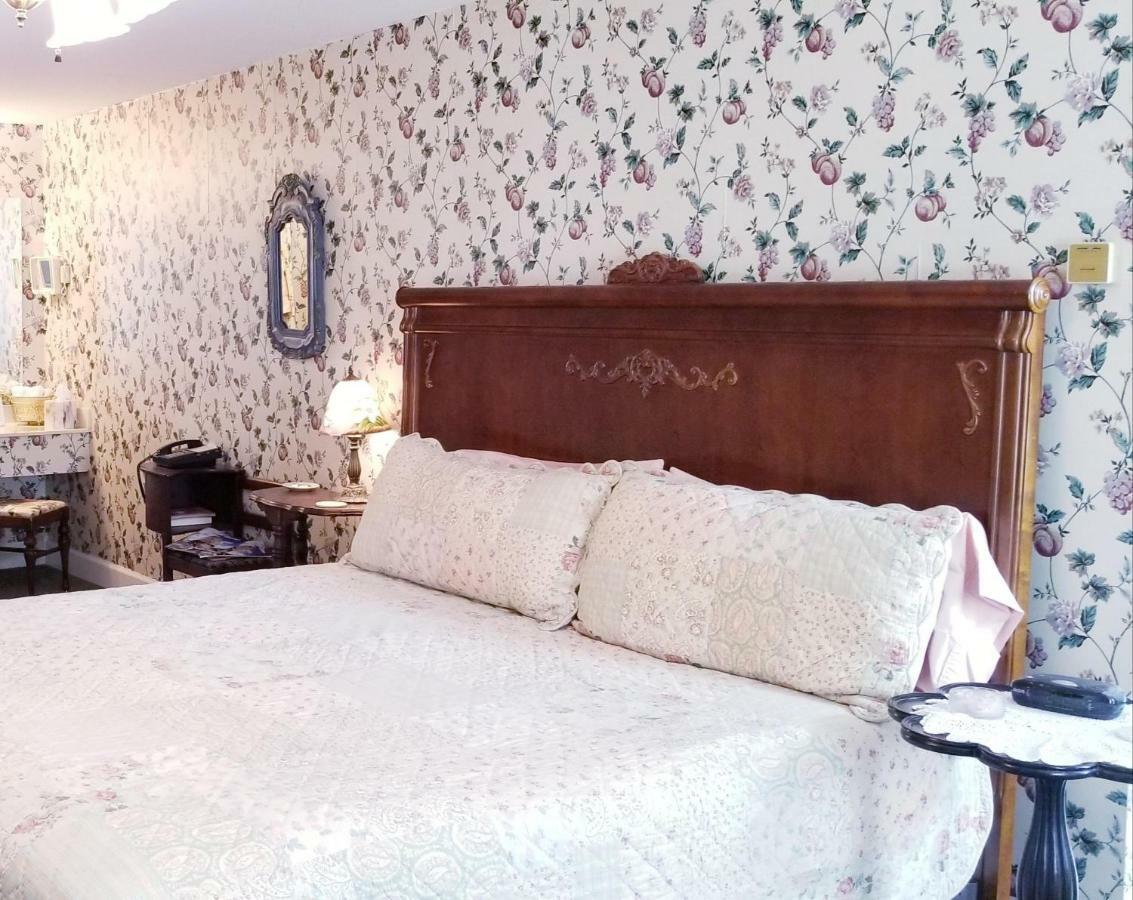 Magnolia Suite