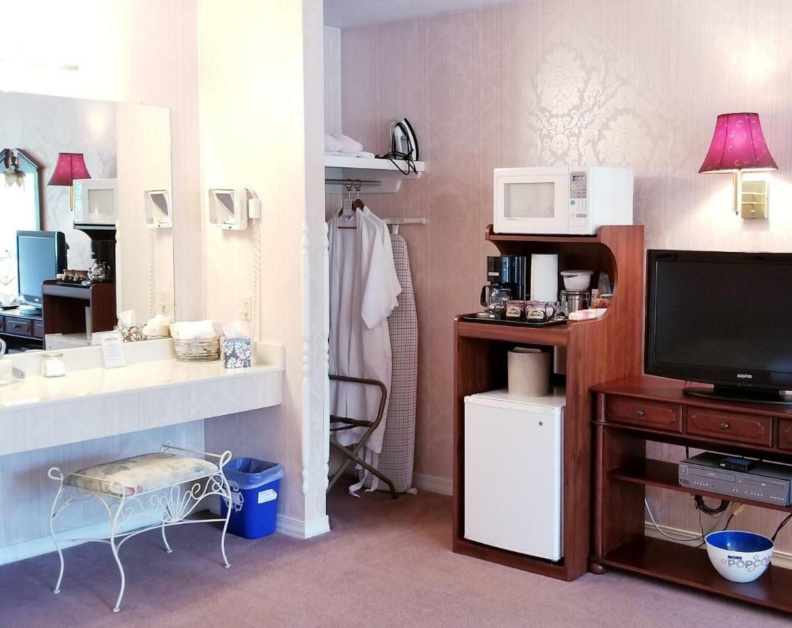 Verbena Suite