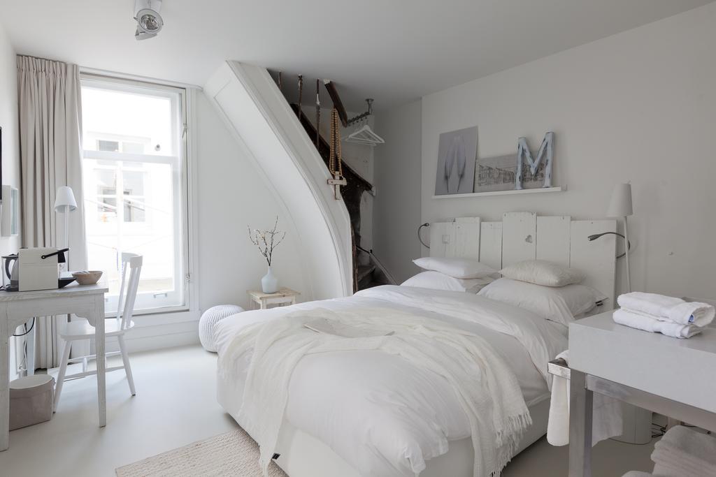 Small Double Room,162066825:JPEG