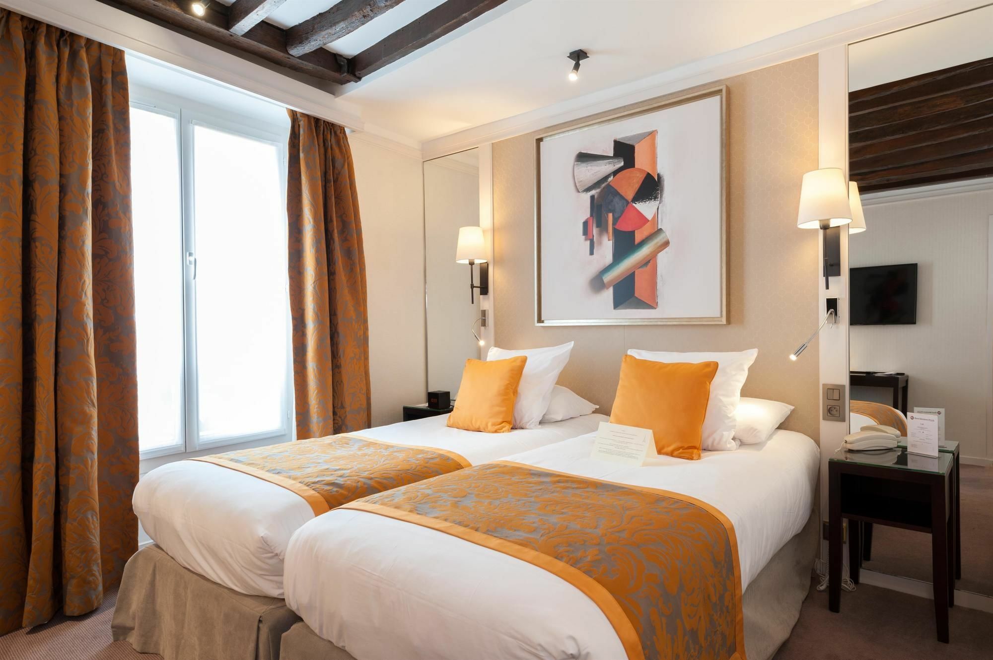 Standard Twin Room