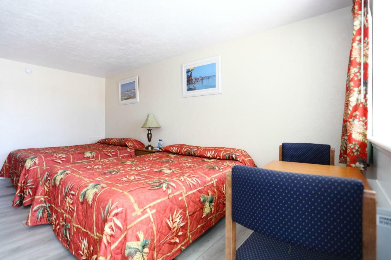 Deluxe Queen Room Two Queen Beds