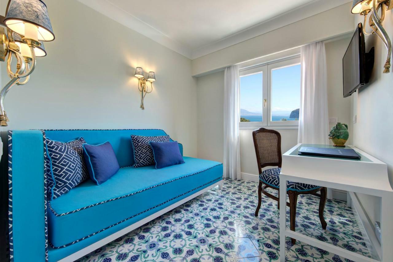 Classic Double or Twin Room Balcony