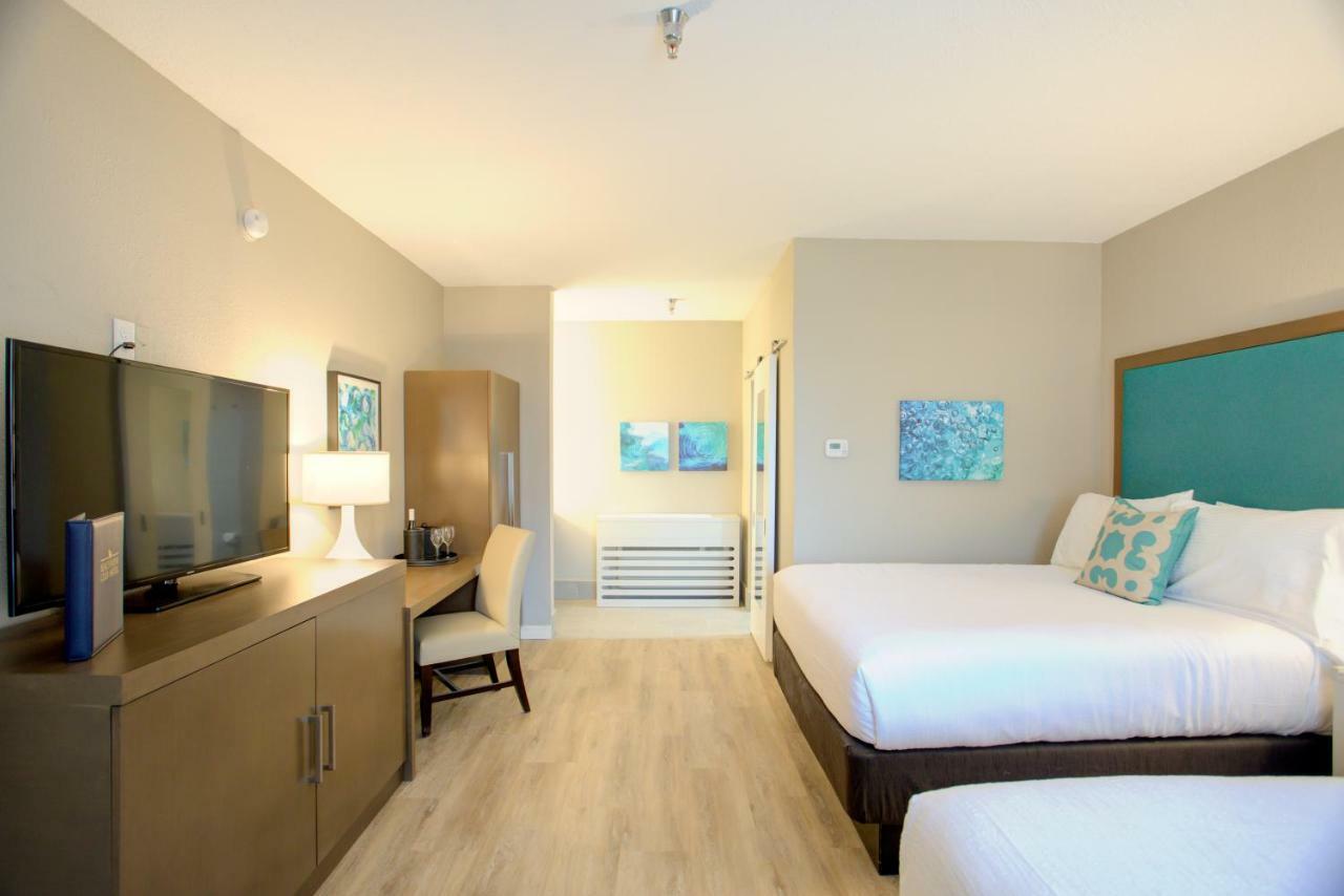 Standard Queen Room Two Queen Beds