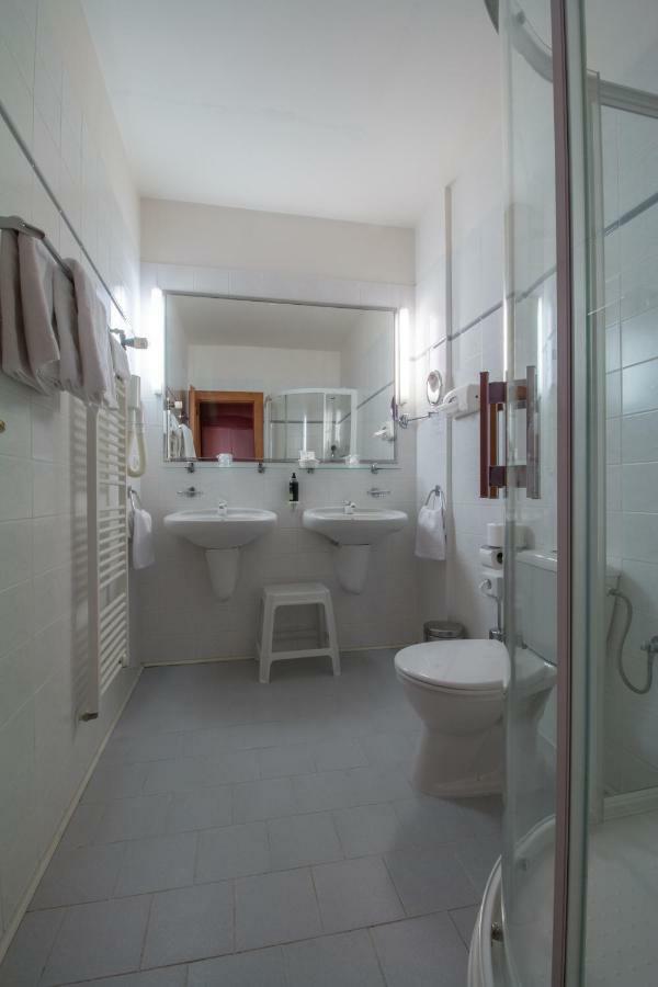 Neapol Superior Double or Twin Room Wellness Fitness Access Annex