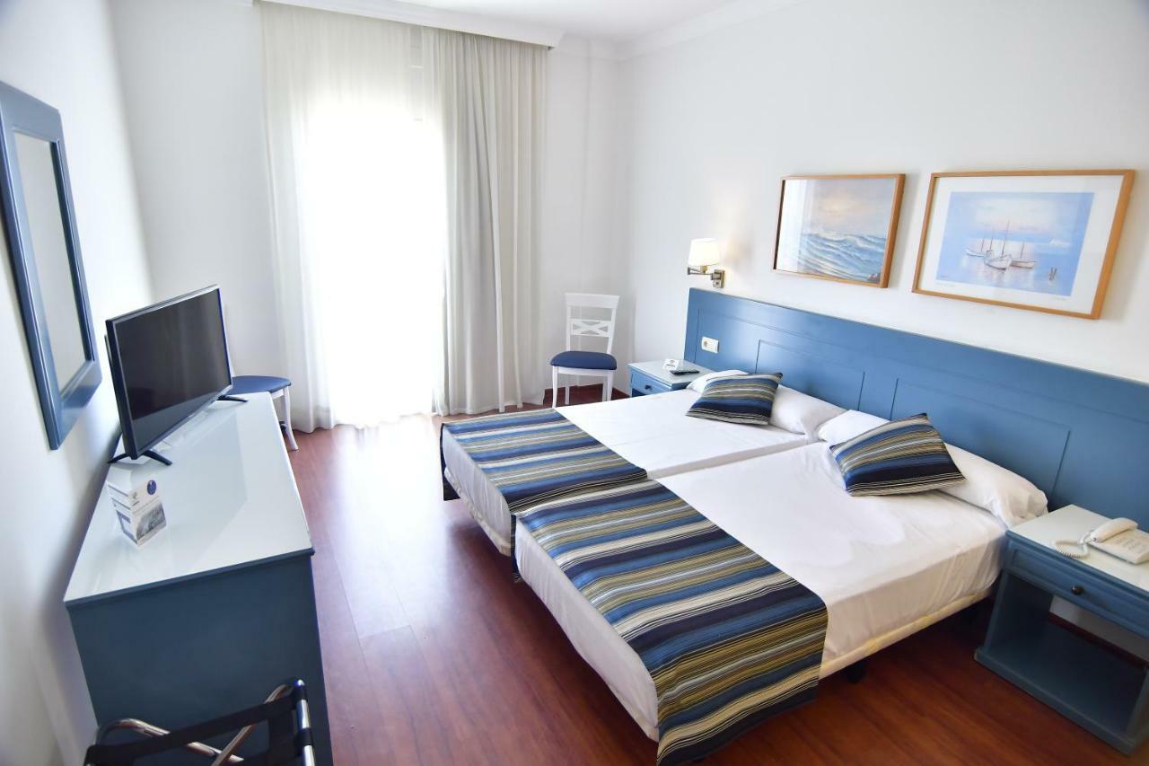 Twin Room Sea View