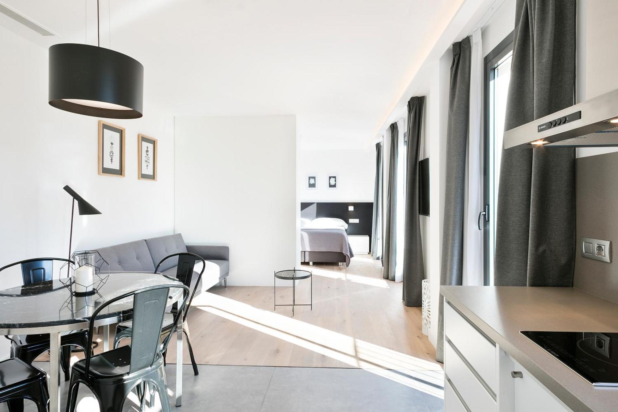 One-Bedroom Apartment