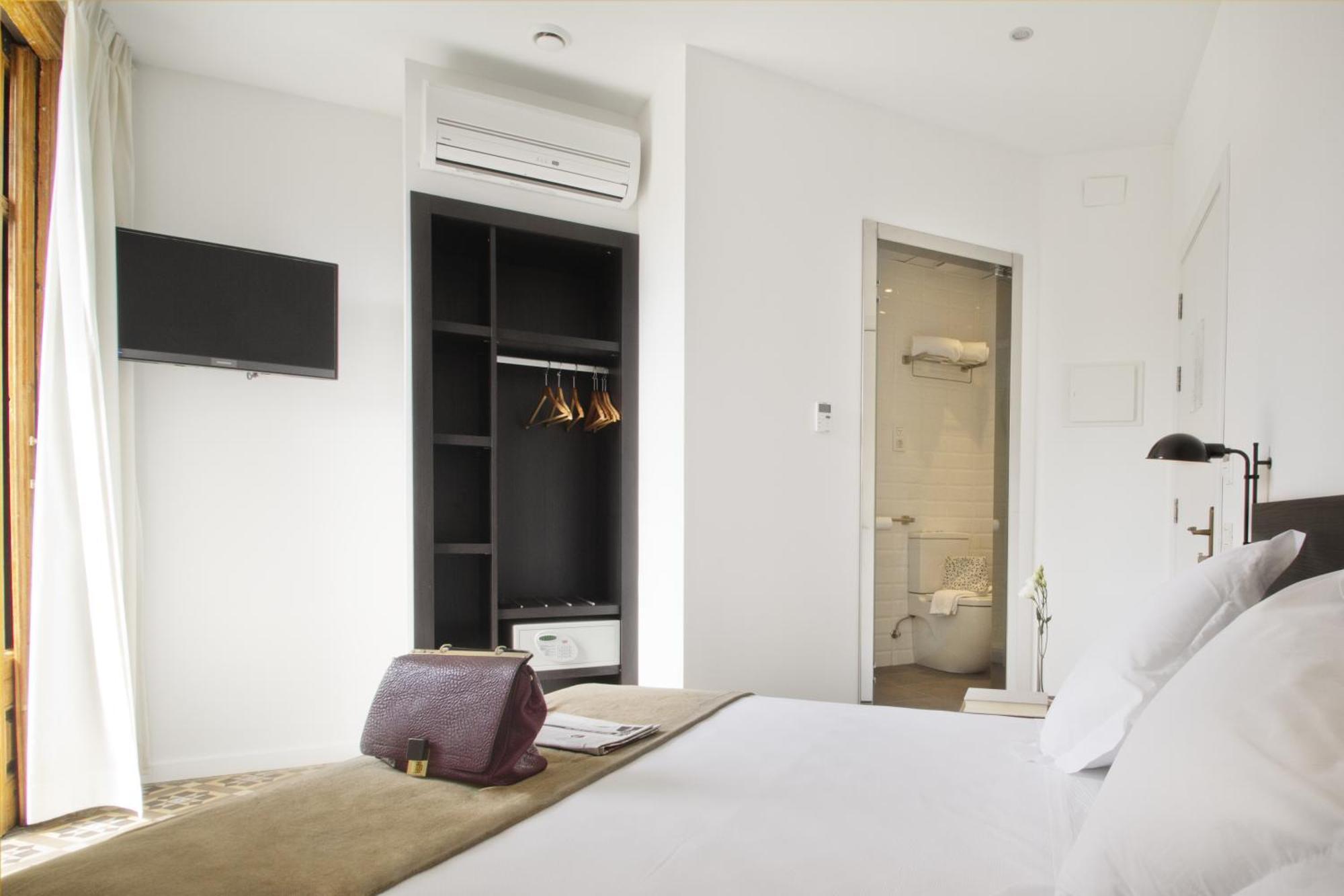 Double or Twin Room Balcony