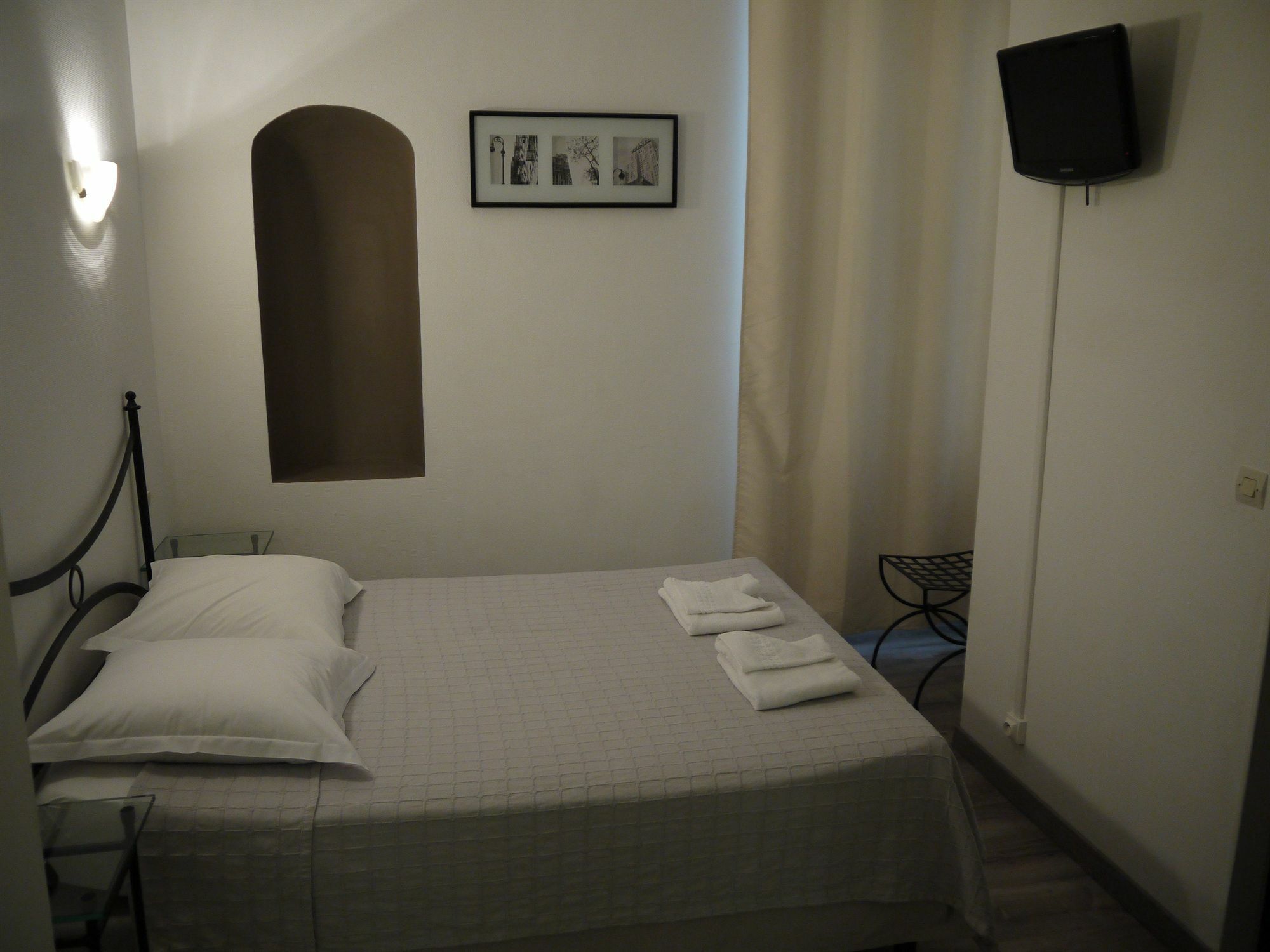 Camera Matrimoniale Budget