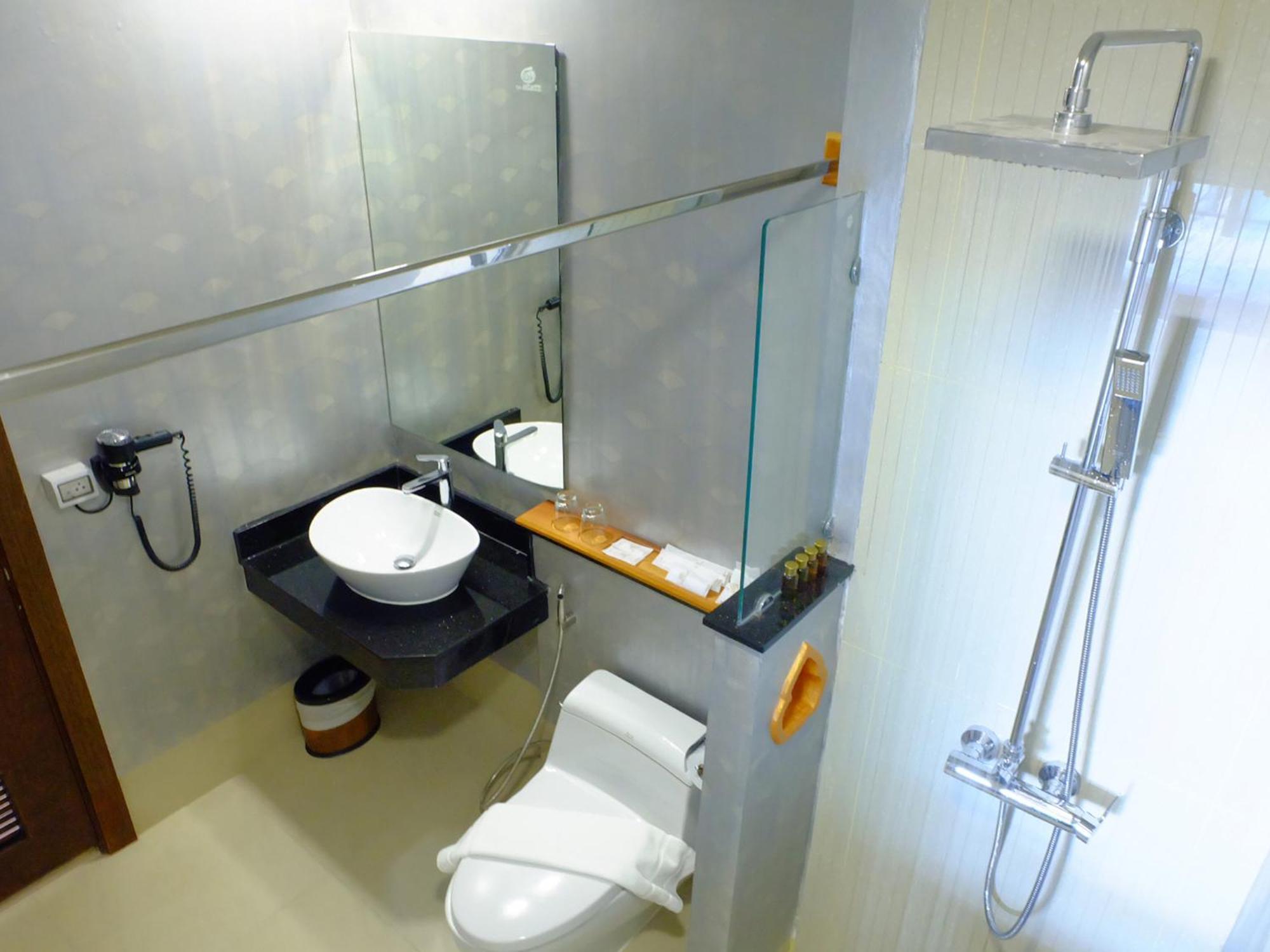 Superior Double or Twin Room Crystal