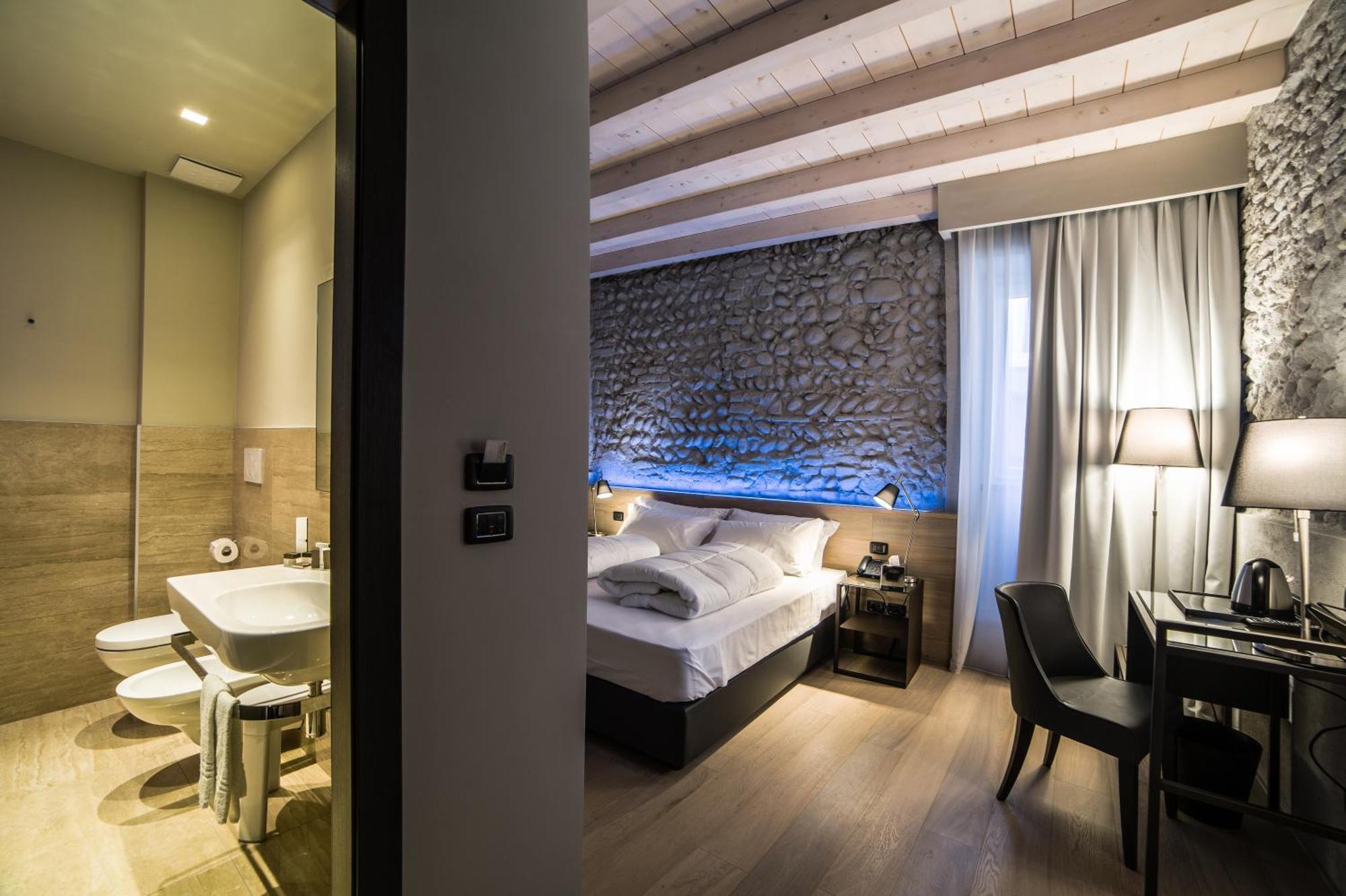 Exclusive Double or Twin Room