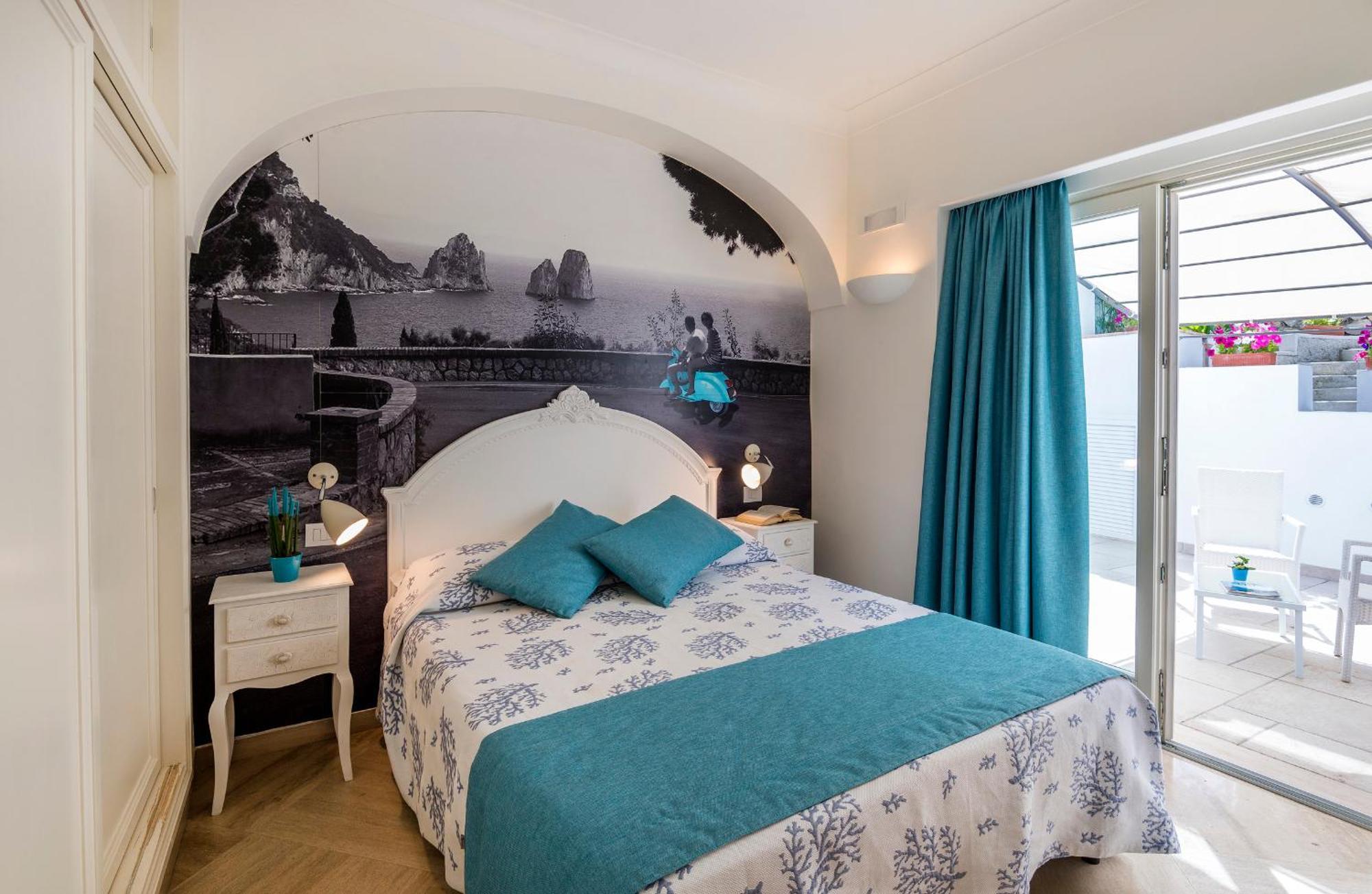 Deluxe Double Room Bath