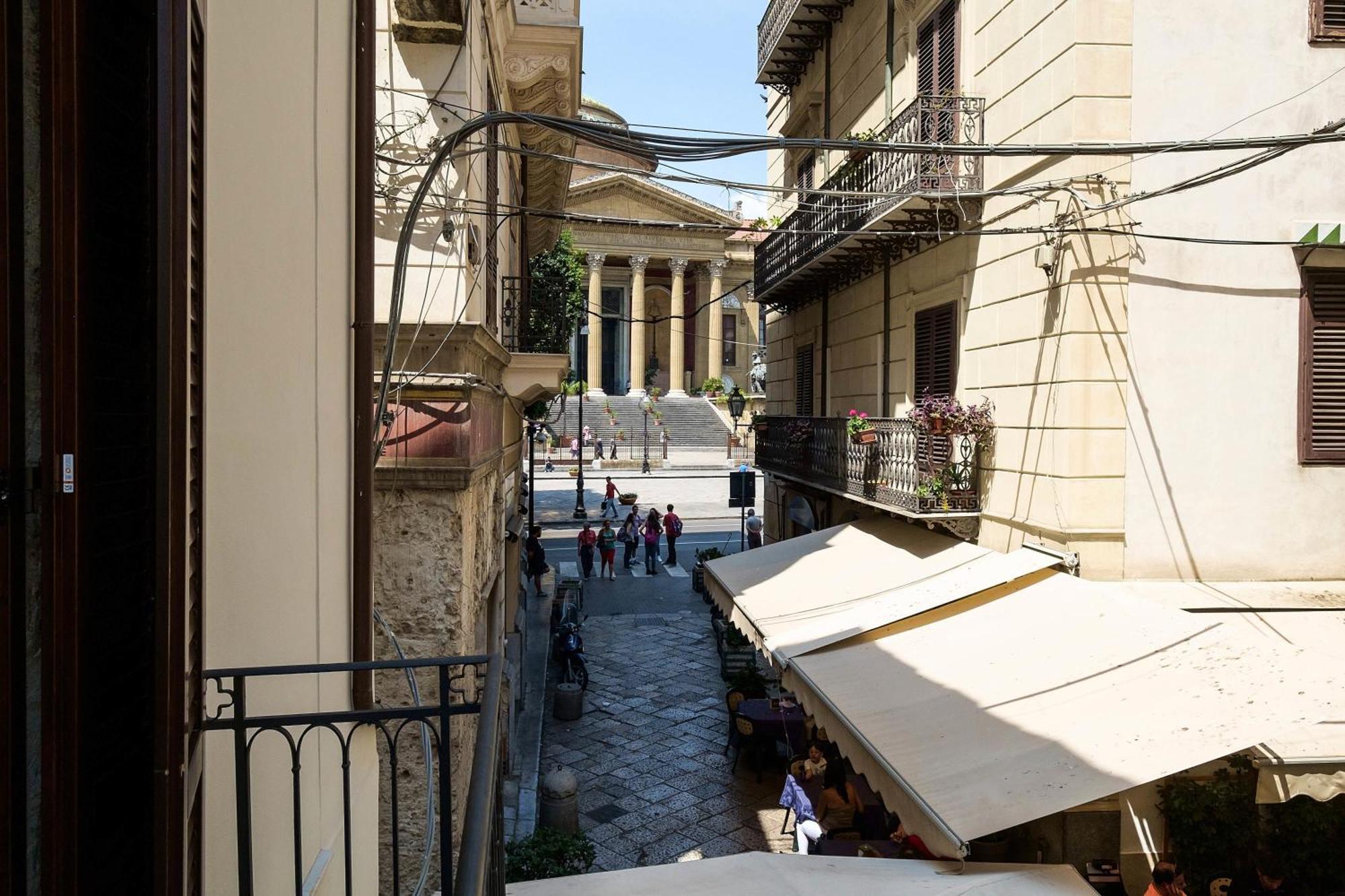 Suite Balcony