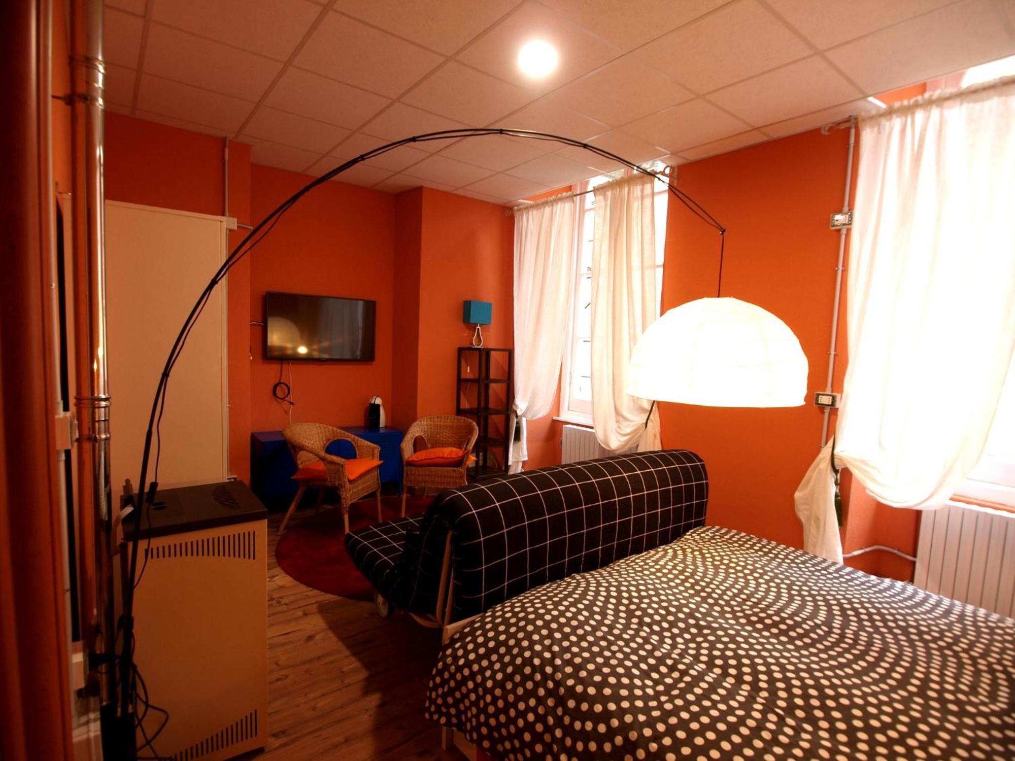 Deluxe Double Room (2 Adults + 1 Child),1038199159:JPEG