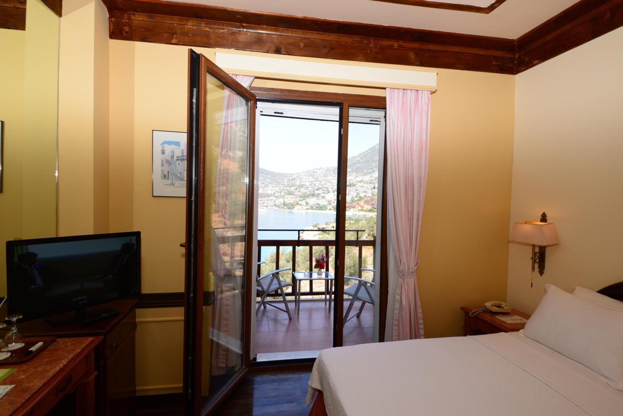 Double or Twin Room Sea View,1498789234:JPEG