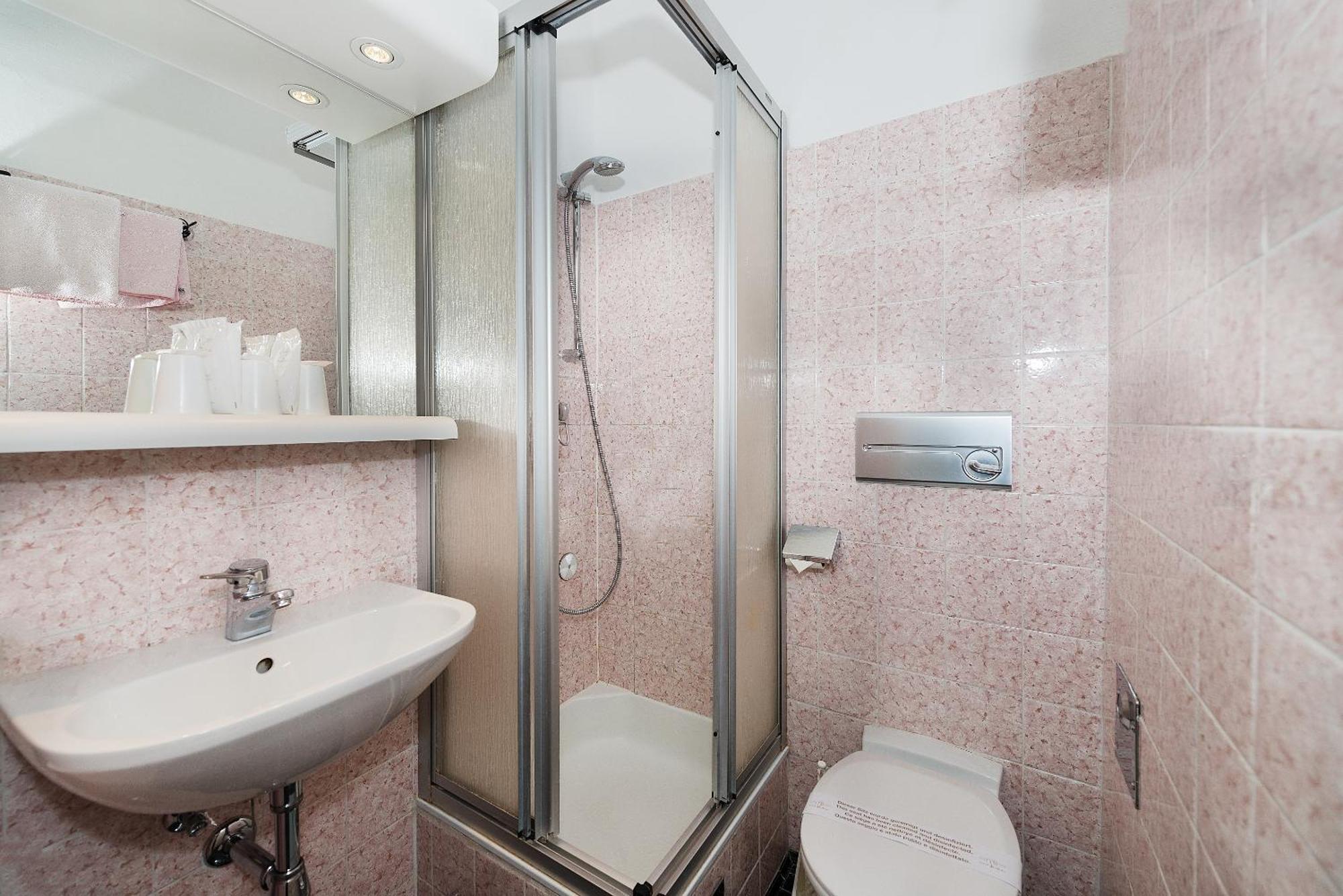 Classic Single Room