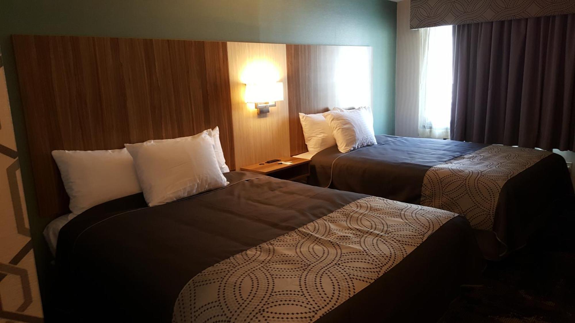Queen Room Two Queen Beds
