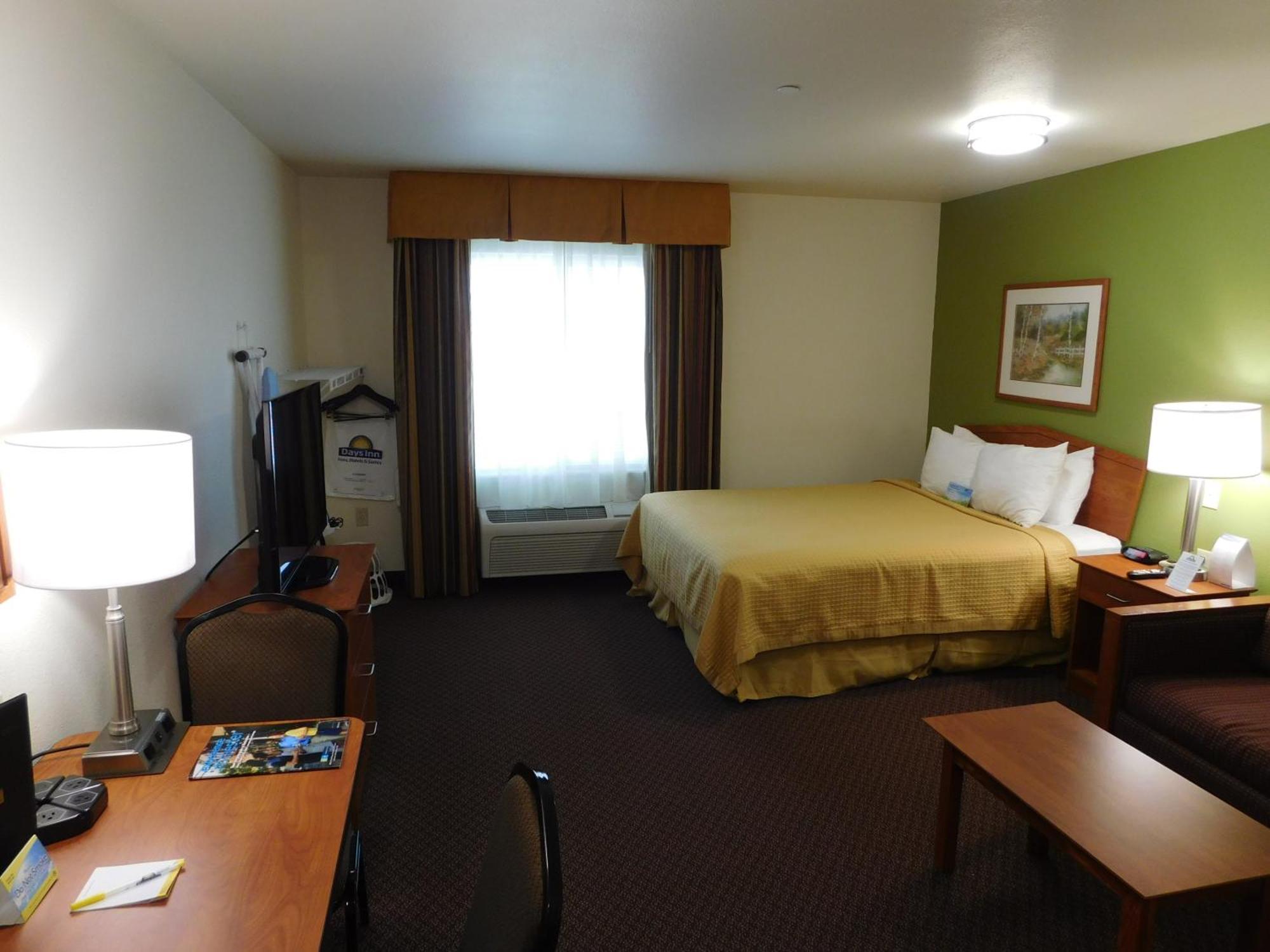 Queen Room