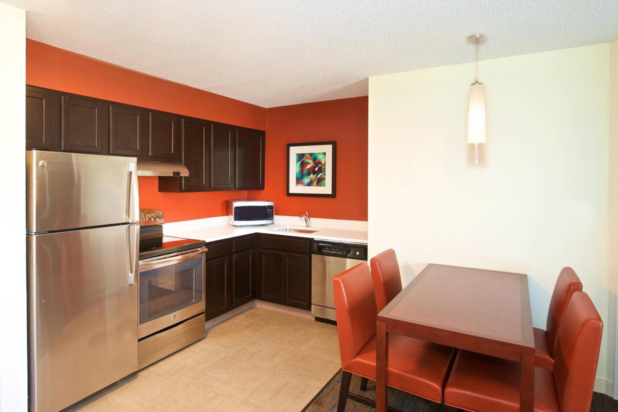 2 Bedroom Suite