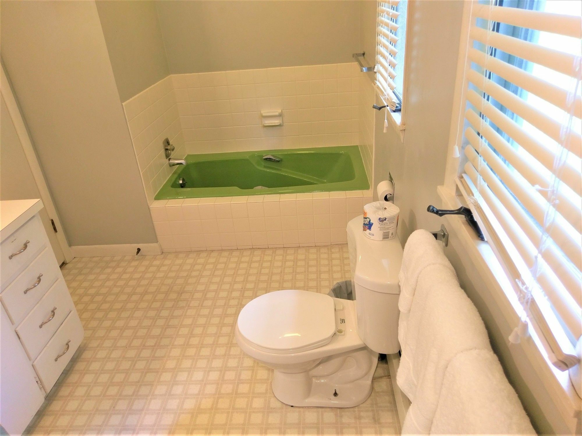 Double Room Private Bathroom