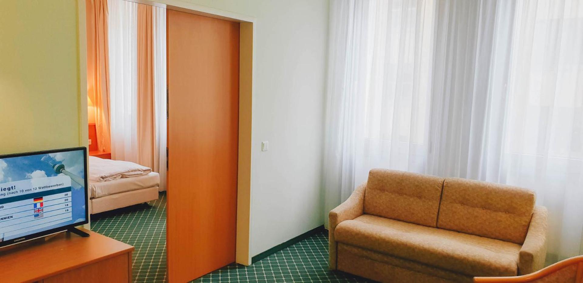 One-Bedroom Apartment