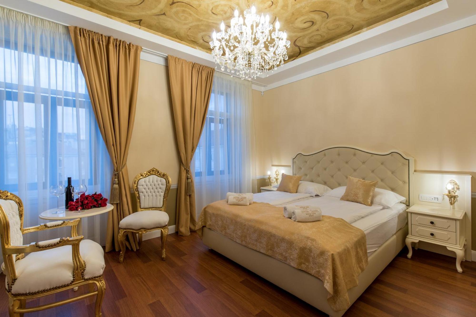 Chambre Lit King-Size Deluxe - Vue sur Ville